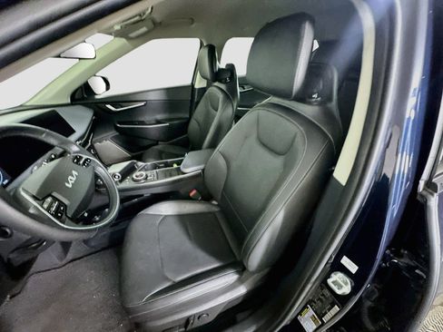 Used 2023 Kia EV6 Wind RWD image 13