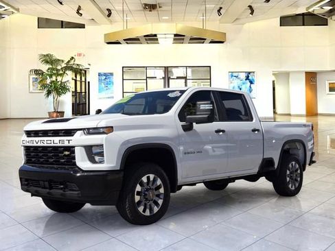 Used 2022 Chevrolet Silverado 2500 Custom w/ Custom Convenience Package AWD/4WD image 1
