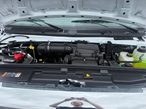 New 2027 Ford E-450 and Econoline 450 Super Duty w/ Power Equipment Group RWD image 53