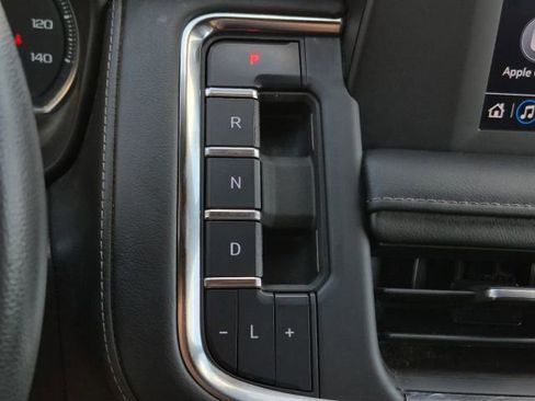 Used 2022 Chevrolet Tahoe 2WD image 25