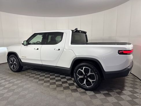 Used 2023 Rivian R1T Adventure image 3