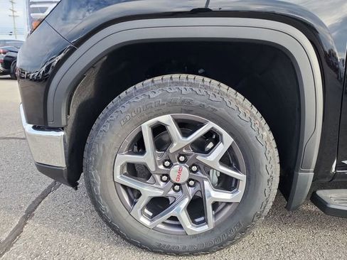 Used 2023 GMC Sierra 1500 SLT w/ SLT Convenience Package image 22