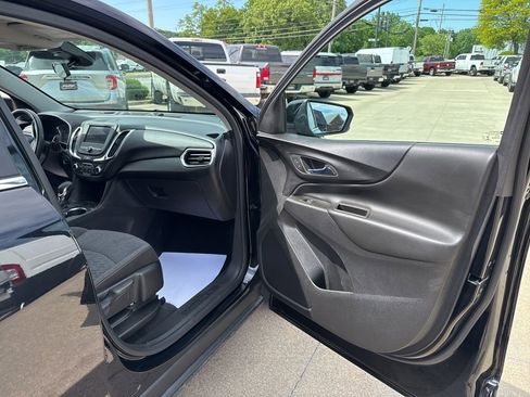 Used 2022 Chevrolet Equinox LT AWD/4WD image 39