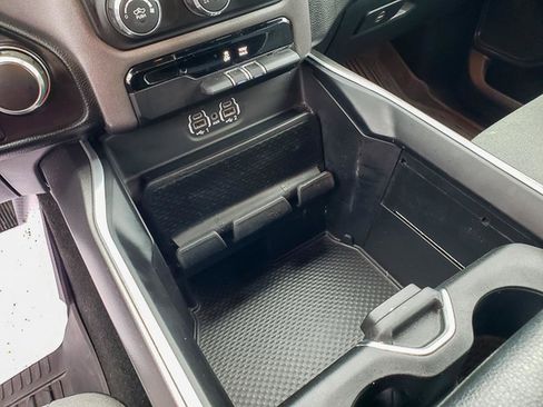 Used 2021 RAM 1500 Big Horn image 13