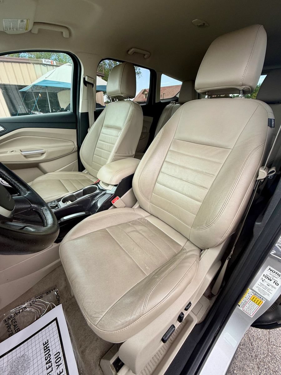 Used 2014 Ford Escape Titanium w/ Equipment Group 401A AWD/4WD image 22