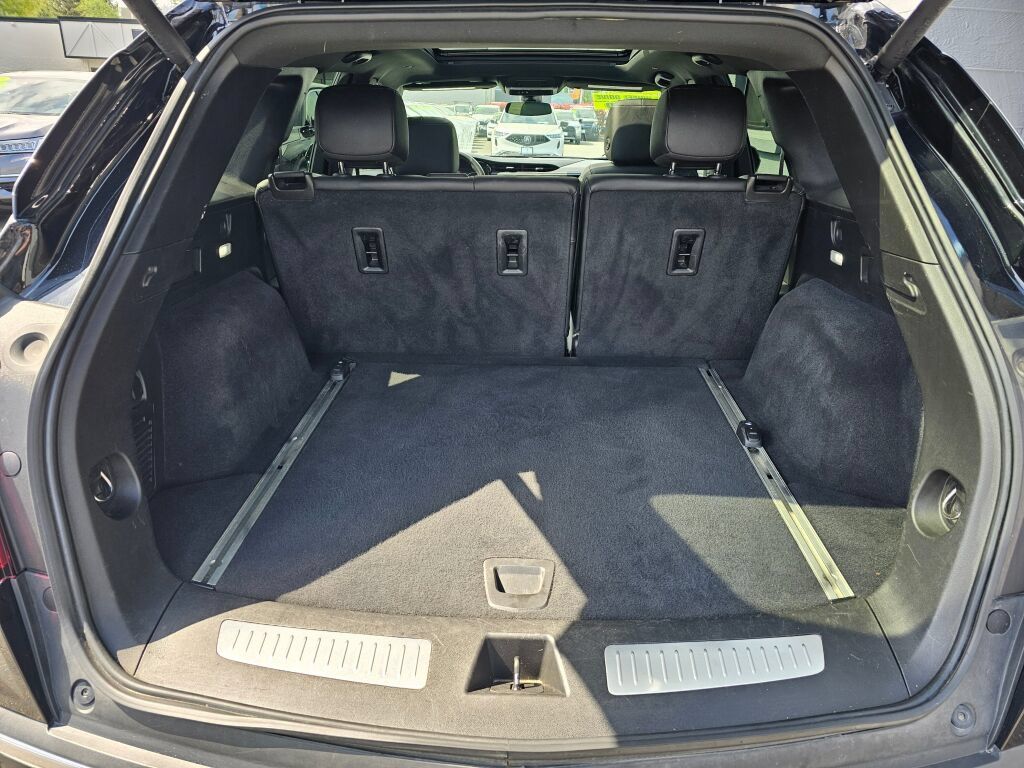 Used 2021 Cadillac XT5 Premium Luxury AWD/4WD image 16