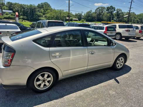 Used 2005 Toyota Prius FWD image 4