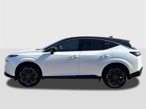New 2026 Nissan Murano Platinum image 2