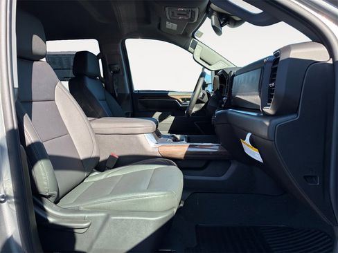 New 2026 Chevrolet Silverado 2500 LT w/ True North Edition image 15