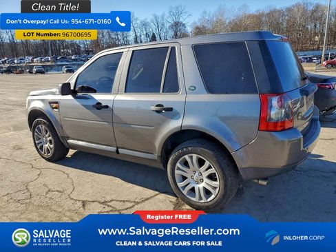 Used 2008 Land Rover LR2 SE image 3