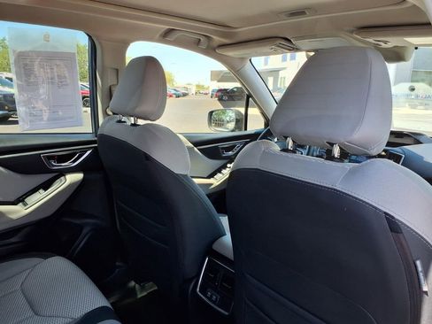 Used 2020 Subaru Forester Premium AWD/4WD image 21