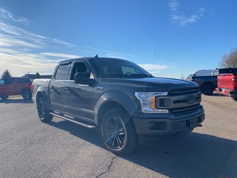 Used 2018 Ford F150 XLT w/ Equipment Group 302A Luxury image 2