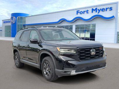 Used 2025 Honda Pilot TrailSport