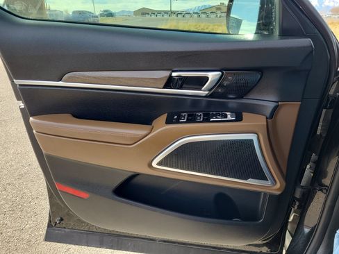 Used 2020 Kia Telluride SX w/ SX Prestige Package AWD/4WD image 18