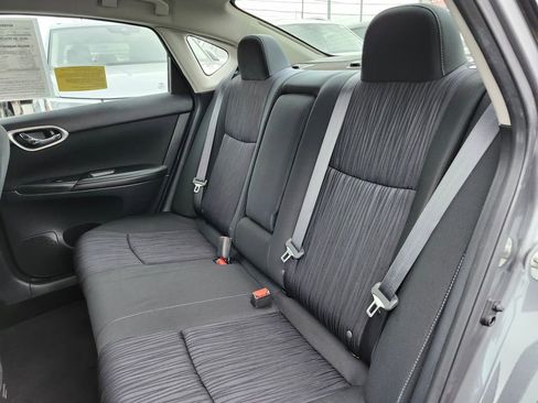 Used 2019 Nissan Sentra SV w/ Special Edition Package image 15