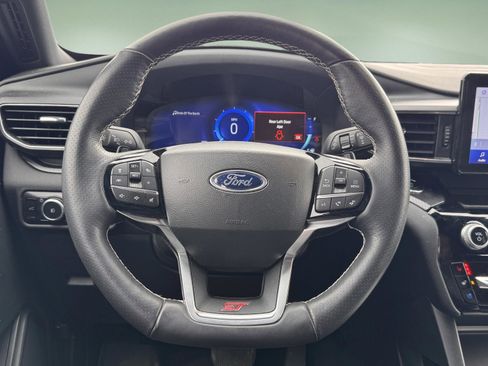 Used 2023 Ford Explorer ST w/ Equipment Group 401A image 14