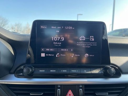 Certified 2023 Kia Forte LXS w/ LXS Technology Package image 18