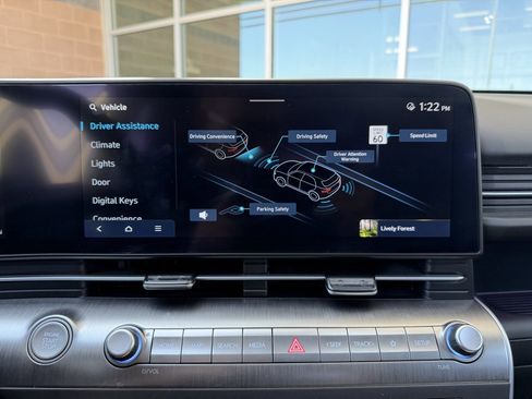 Used 2024 Hyundai Kona Limited FWD image 24