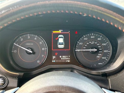 Used 2018 Subaru Crosstrek 2.0i Premium w/ Eyesight System image 13