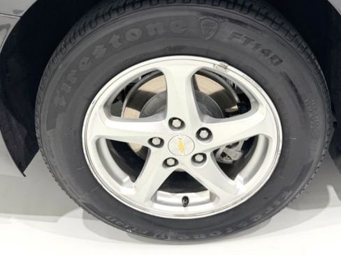 Used 2018 Chevrolet Malibu LS FWD image 12