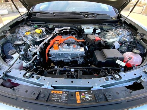 New 2025 Cadillac Lyriq Luxury image 17