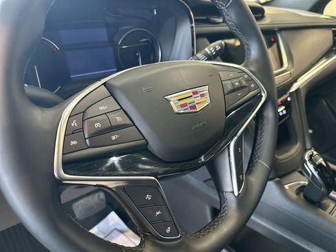 Certified 2025 Cadillac XT5 Premium Luxury AWD/4WD image 14