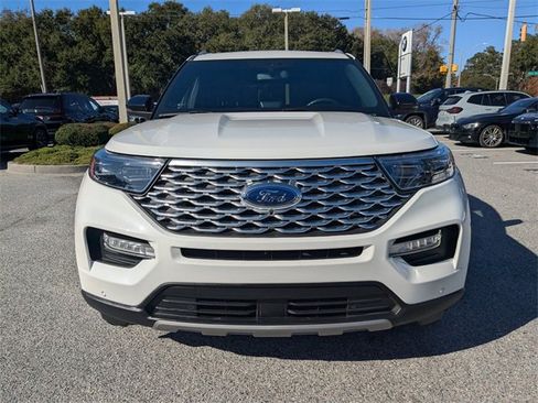 Used 2022 Ford Explorer Platinum w/ Equipment Group 601A image 10