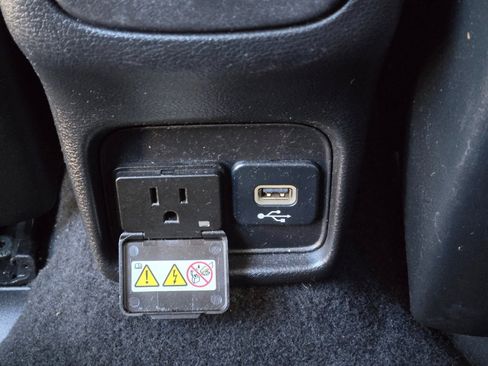 Used 2019 Jeep Compass Limited w/ Safety & Security Group AWD/4WD image 16