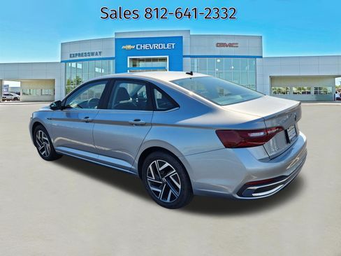 Used 2022 Volkswagen Jetta SEL FWD image 5
