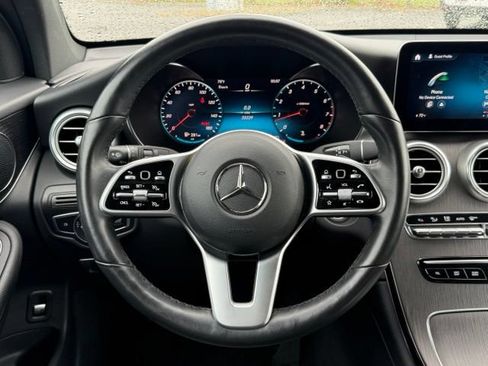 Used 2022 Mercedes-Benz GLC 300 4MATIC image 13