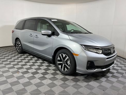 New 2026 Honda Odyssey EX-L image 6