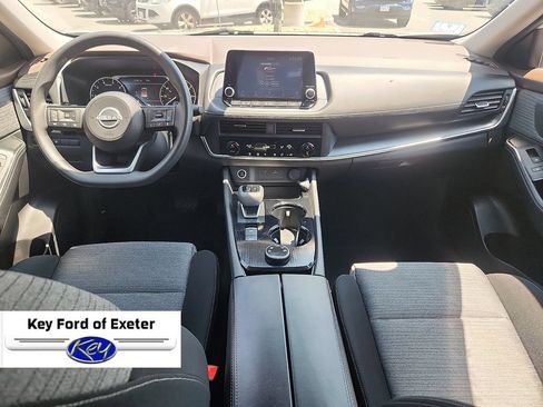 Used 2023 Nissan Rogue SV AWD/4WD image 9