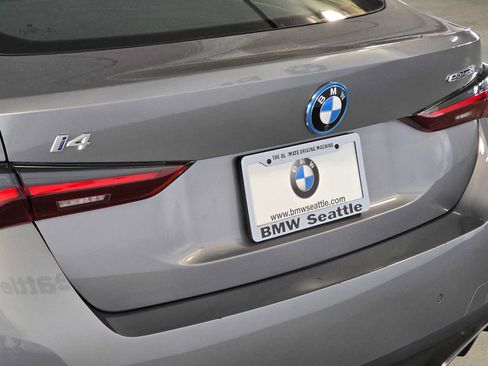 Used 2023 BMW i4 eDrive35 w/ Premium Package RWD image 7