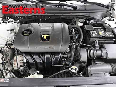 Used 2022 Kia Forte GT-Line w/ GT-Line Premium Package FWD image 7
