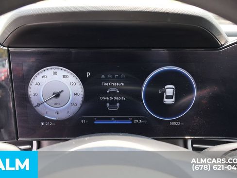 Used 2024 Hyundai Elantra SEL FWD image 37