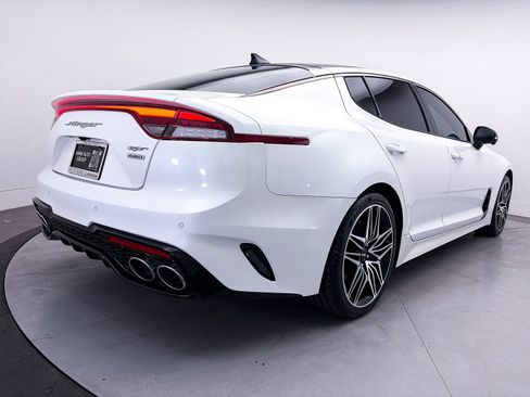 Used 2022 Kia Stinger GT2 AWD/4WD image 16