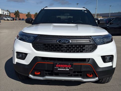 Used 2023 Ford Explorer Timberline image 3