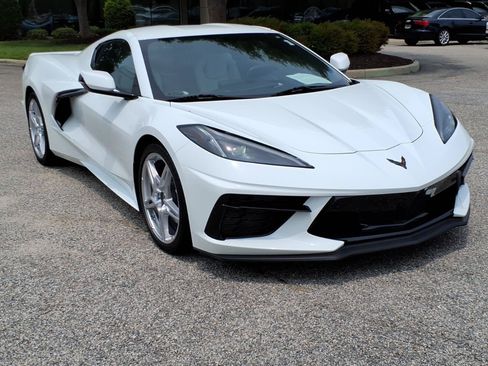 Used 2022 Chevrolet Corvette Stingray Preferred Cpe w/ Battery Protection Package RWD image 5