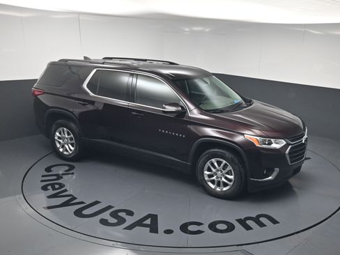 Used 2020 Chevrolet Traverse LT FWD image 23
