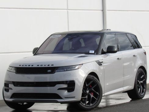 Used 2023 Land Rover Range Rover Sport SE Dynamic image 1