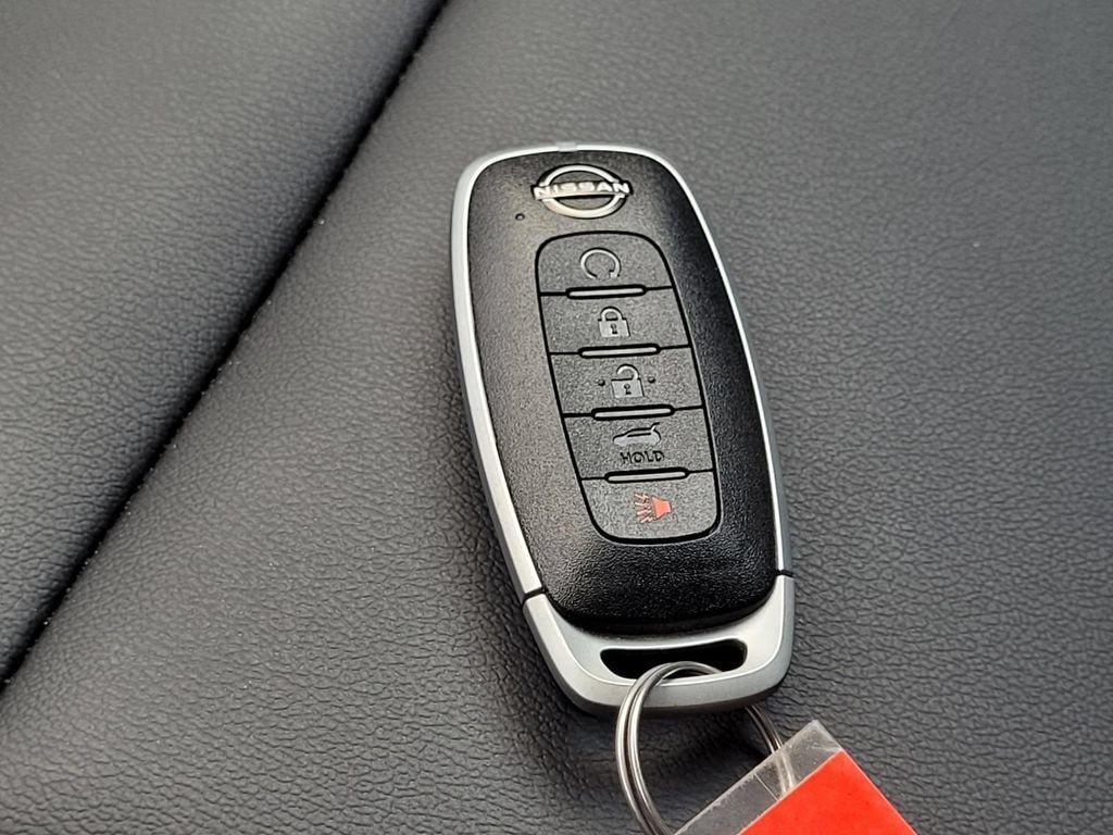 Used 2025 Nissan Murano SL AWD/4WD image 25