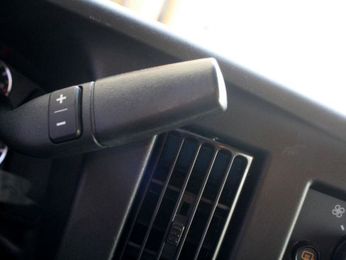 Used 2023 GMC Savana 2500 w/ Driver Convenience Package image 18