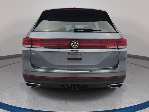 Certified 2024 Volkswagen Atlas SE w/ Panoramic Sunroof Package FWD image 6