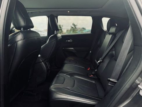 Certified 2022 Jeep Cherokee Limited image 21