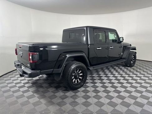 Used 2020 Jeep Gladiator Overland AWD/4WD image 4