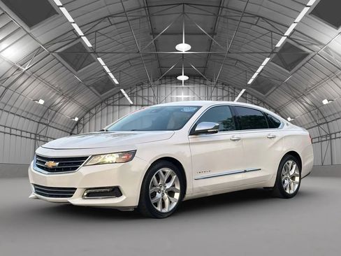 Used 2017 Chevrolet Impala Premier w/ Enhanced Convenience Package FWD image 3