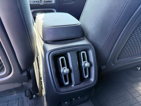 Certified 2023 Volvo XC40 Recharge Ultimate w/ Protection Package Premier AWD/4WD image 12