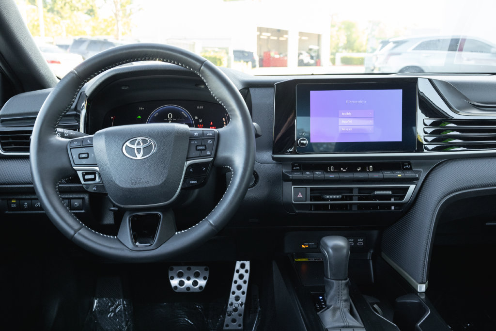 Certified 2025 Toyota Camry SE FWD image 26