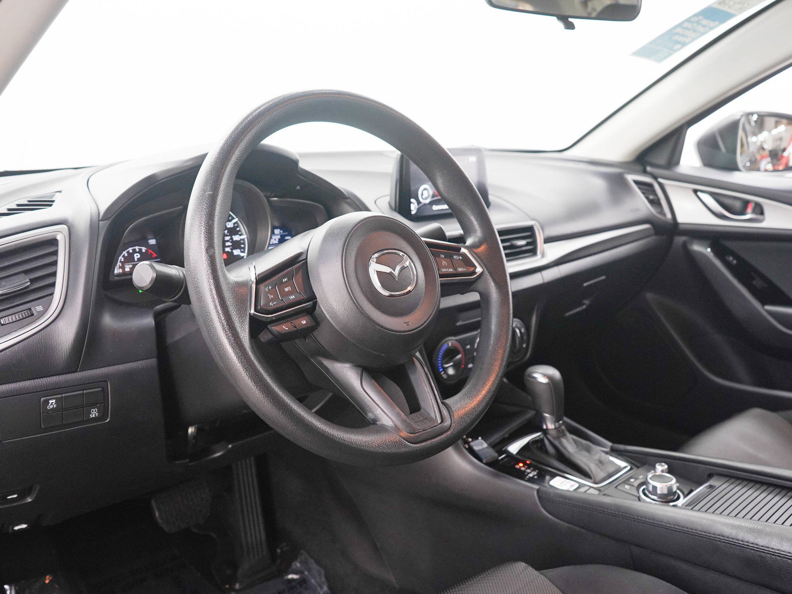 Used 2017 MAZDA MAZDA3 Sport FWD image 22
