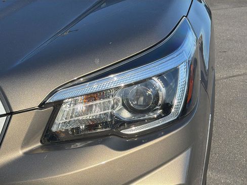 Used 2020 Subaru Forester Premium image 8